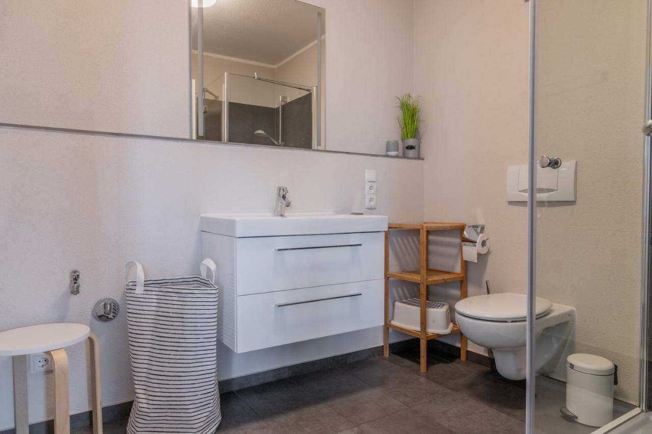 Ferienwohnung Mit Schwimmbadnutzung In Sellin - Haus Strandeck Fewo 14 Goehren  Exteriör bild