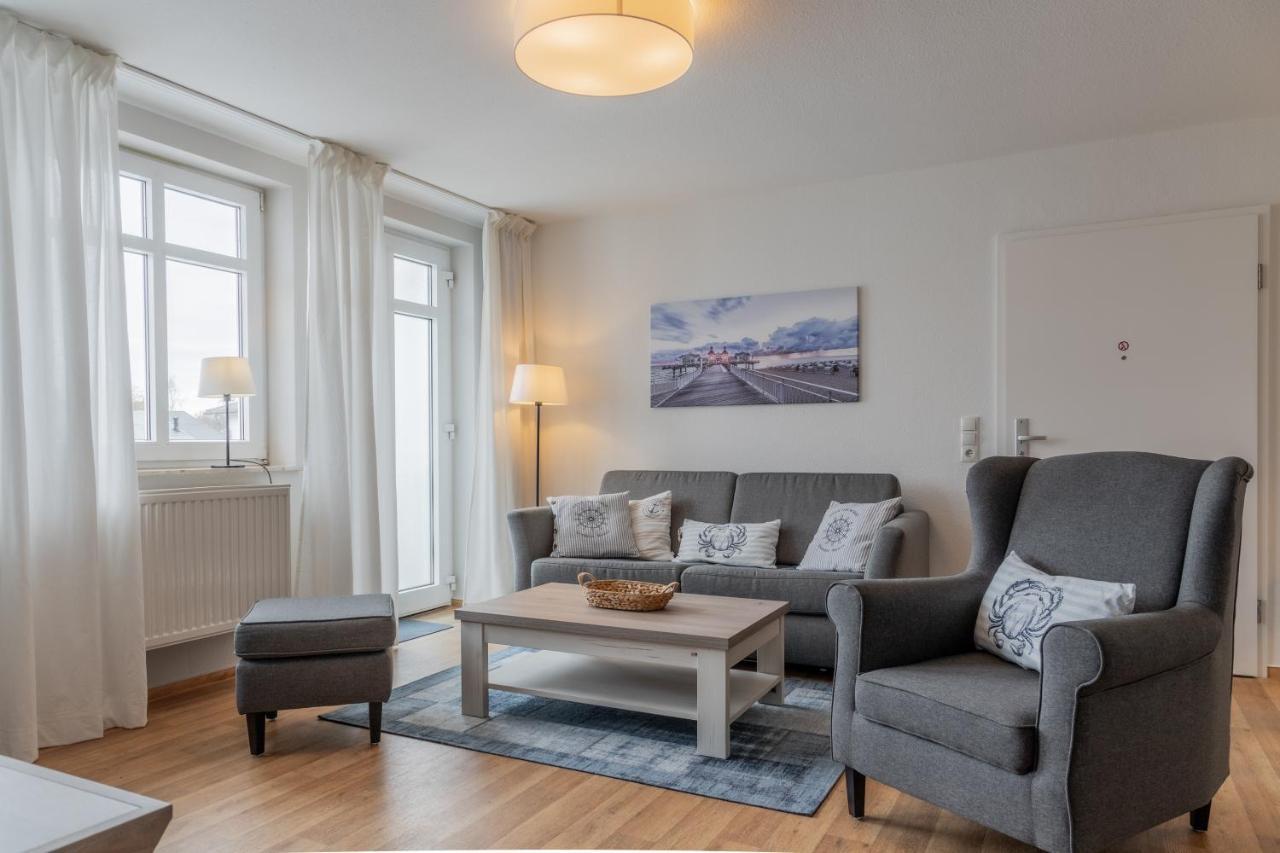 Ferienwohnung Mit Schwimmbadnutzung In Sellin - Haus Strandeck Fewo 14 Goehren  Exteriör bild